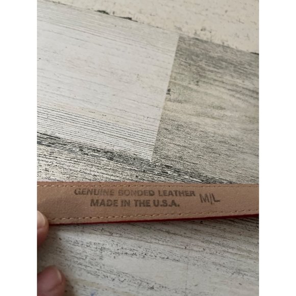 Genuine bonded red leather belt with embossing and silver tone buckle - Picture 3 of 4